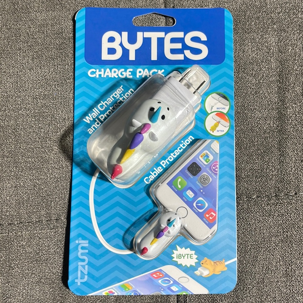 🦄🦄Tzumi Bytes Charge Pack🦄🦄